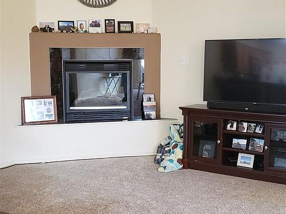 5th image of 3151 Ellingwood Ave