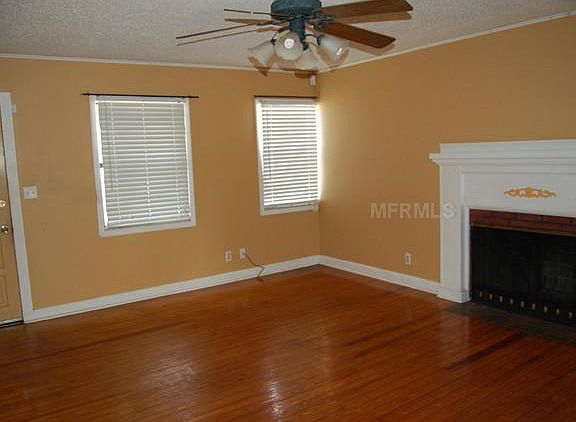 5th image of 707 E Crawford St