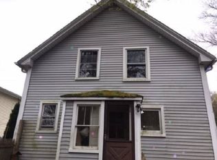 17 Beech St, Norwich, CT 06360