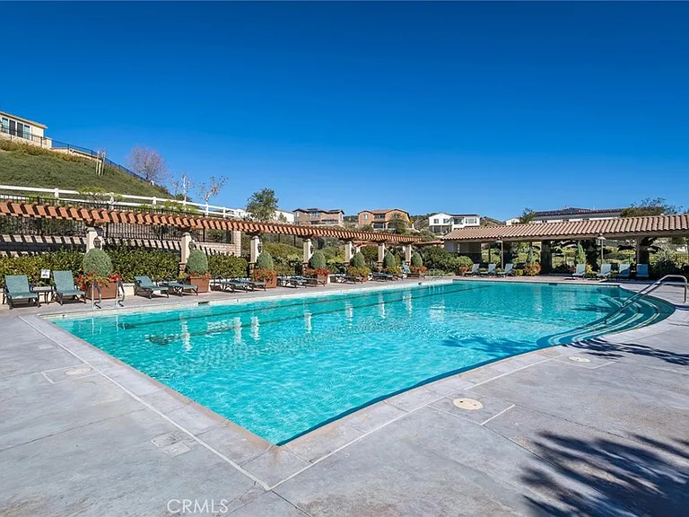 28629 Farrier Dr — Photo 45