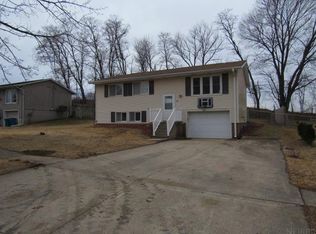245 N Arminda Ave, Monticello, IA 52310
