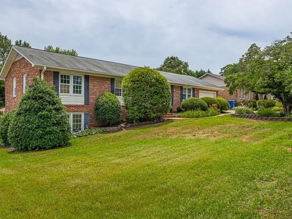304 Del Norte Rd, Greenville, SC 29615