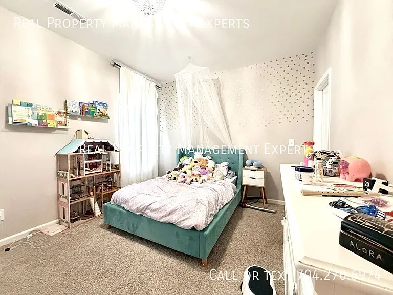 194 Winterberry St — Photo 13