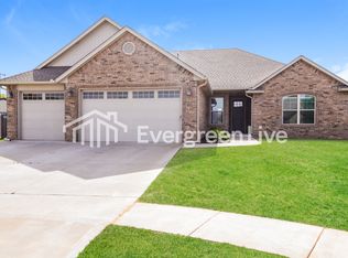 4105 Lambeth St, Mustang, OK 73064