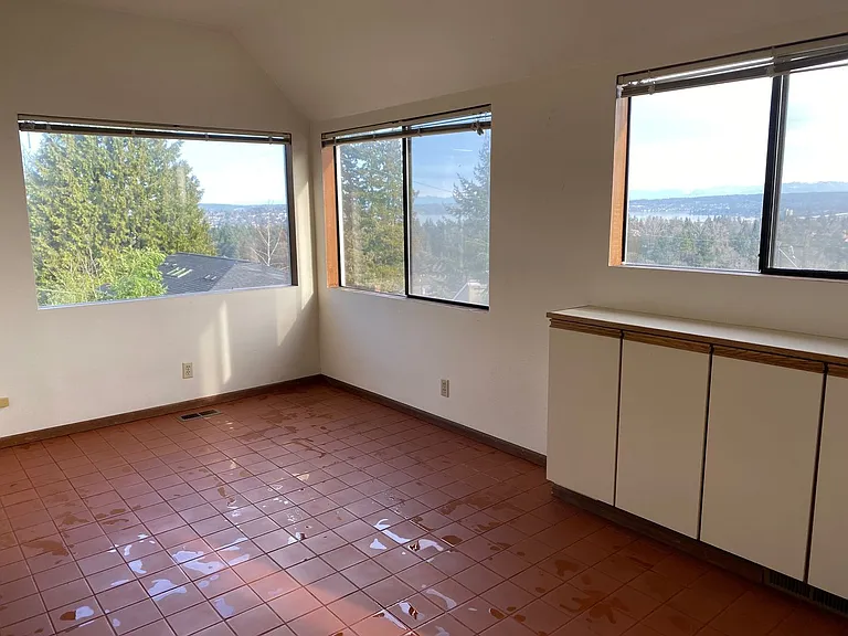 2322 E Ward St — Photo 15