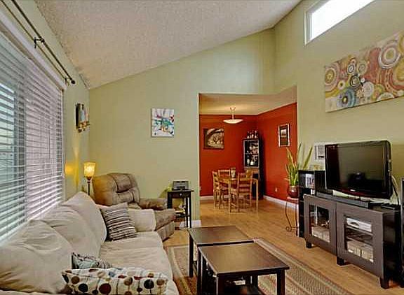 2nd image of 4157 Van Dyke Ave APT 5