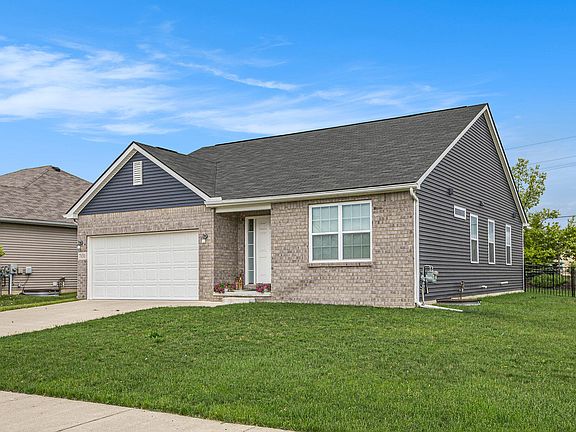3rd image of 7131 Creekway Ct