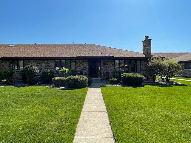 1st image of 16034 Eagle Ridge Dr #29-71