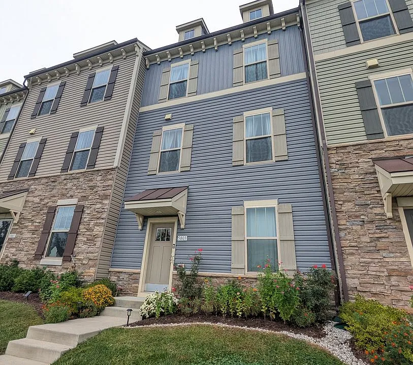 5803 Garden Walk Dr