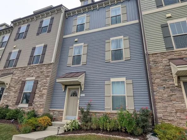 5803 Garden Walk Dr, Frederick, MD 21703