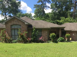 1521 Pin Oak Dr, Lake Charles, LA 70611