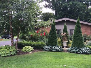 18155 Shadbrook St, Northville, MI 48168