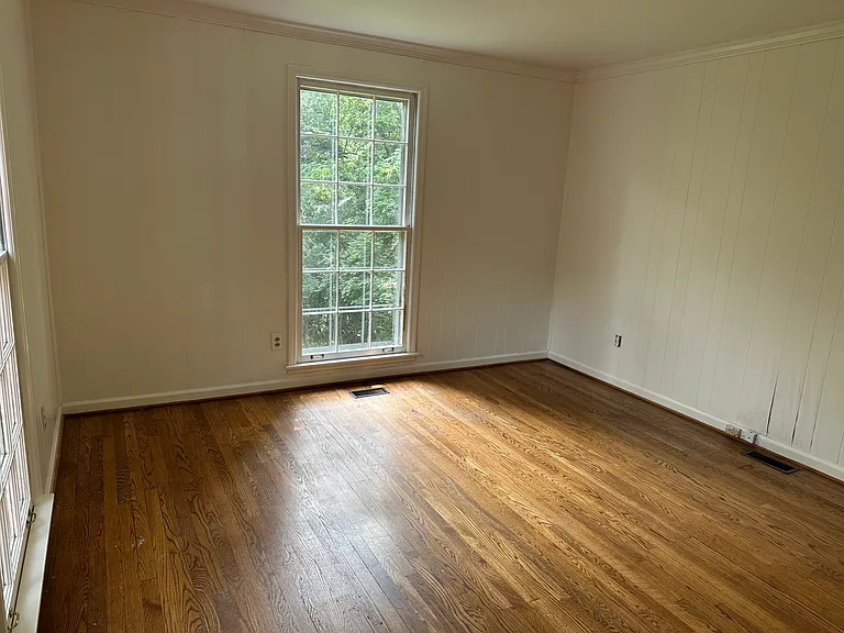 620 Royal Oaks Pl — Photo 11