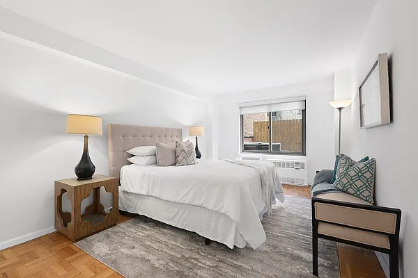 Rented by Corcoran | media 7