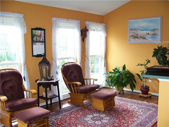 Wonderful Morning Room with Spectacular View