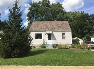 406 Fairview Dr, Champaign, IL