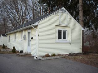 5 Maple St, Pawcatuck, CT 06379