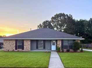 6143 Ridgemore Dr, Baton Rouge, LA 70817