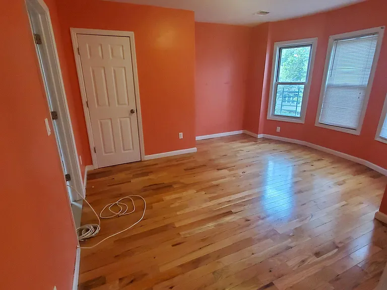 81 Summer Ave #3 — Photo 11