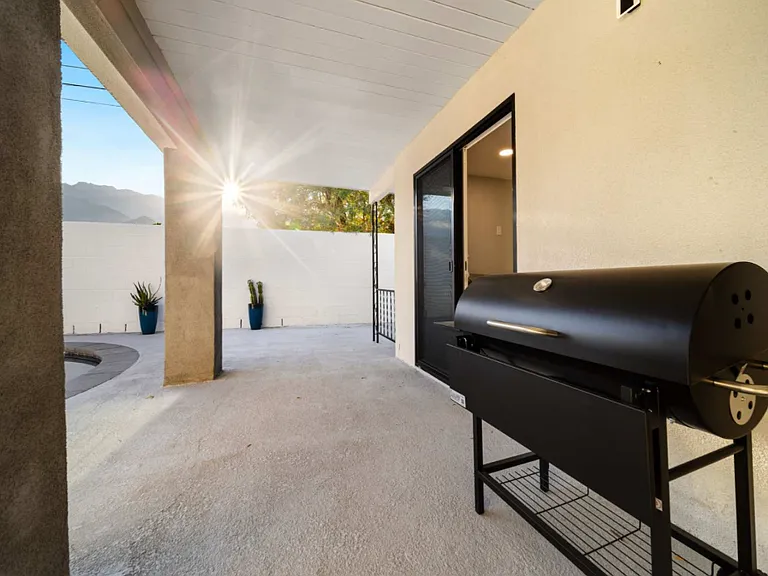 2745 N Kitty Hawk Dr — Photo 25