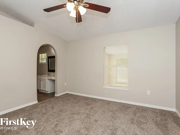 8113 N Misty Meadows Ct — Photo 10