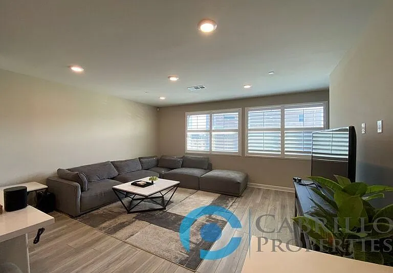 1830 Ascella Dr #3 — Photo 4