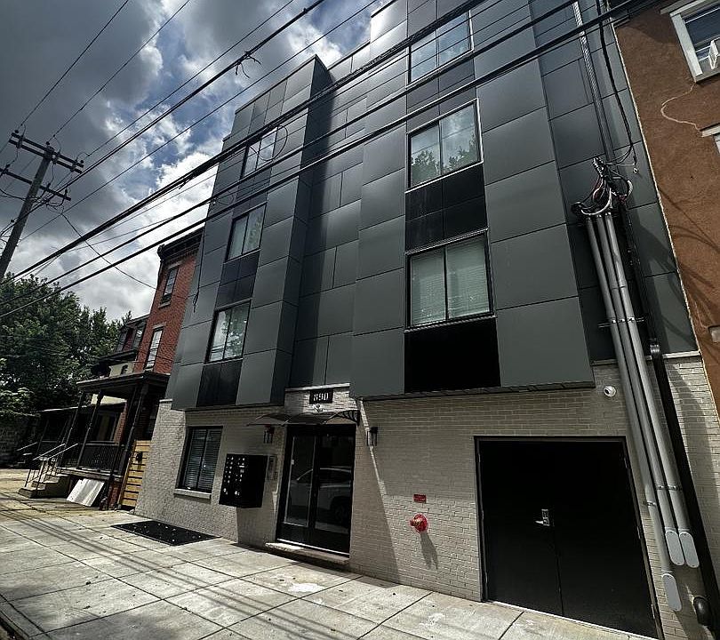 1st image of 890 N 42nd St