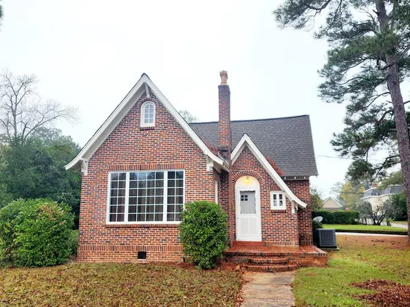 624 Johnson St SE, Dawson, GA 39842