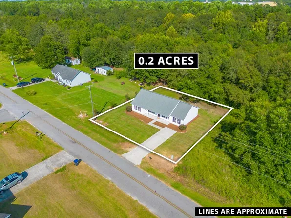 145 Amber St, Fitzgerald, GA 31750