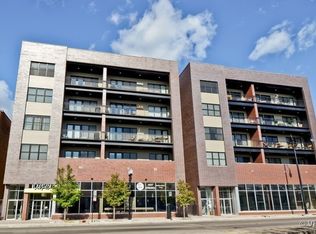 1842 W Irving Park Rd APT 502, Chicago, IL 60613