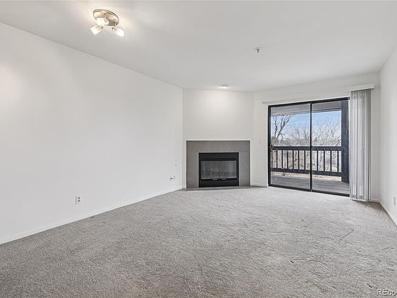2nd image of 2727 Folsom Street #303