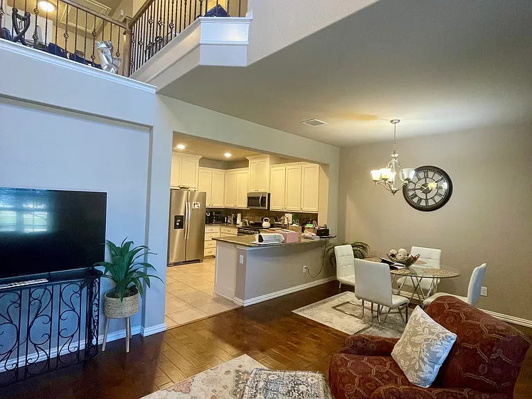 3803 Cascade Sky Dr — Photo 10