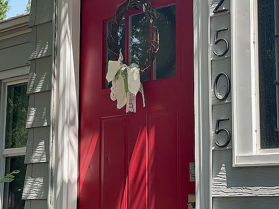 3rd image of 2505 Silver Blvd