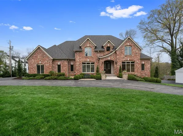 511 S Warson Rd, Saint Louis, MO 63124