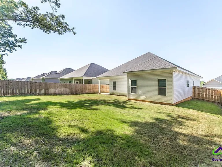 113 Garrett Ln — Photo 29