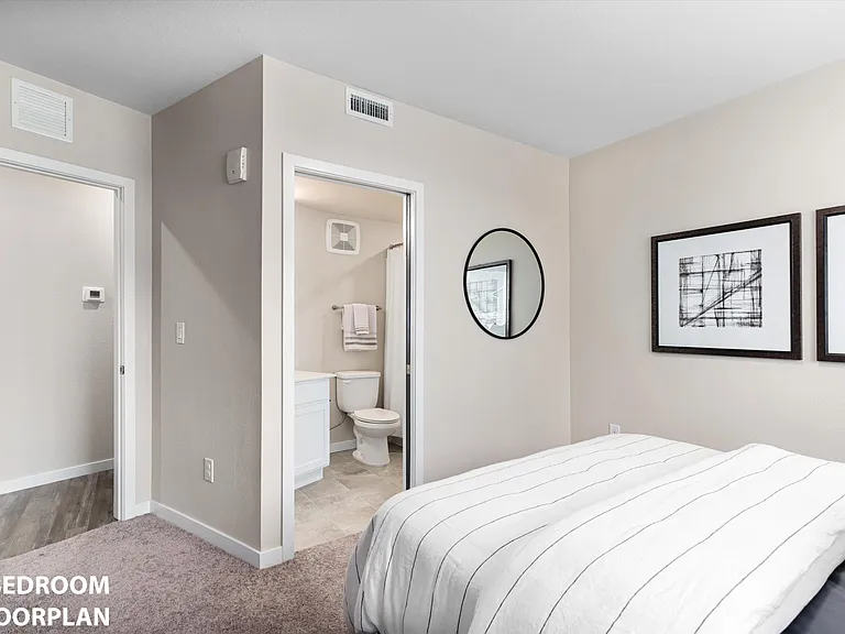 WestEdge Apartments — Photo 21