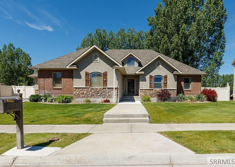 1st image of 2054 S Castelli Dr