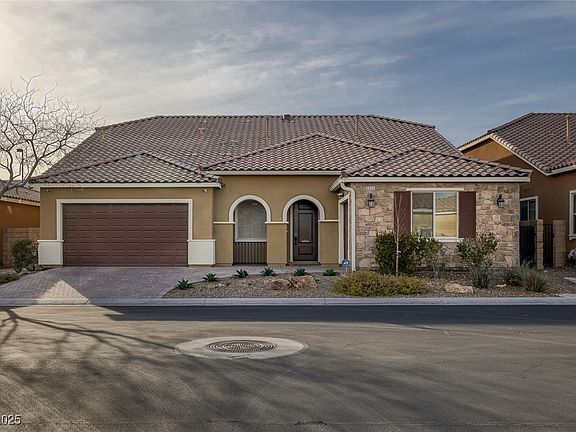 5th image of 6021 Vista Clara St