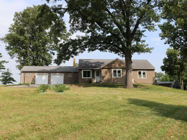 2707 W Rock Falls Rd, Rock Falls, IL 61071