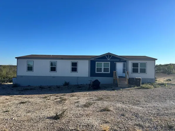 348 Remington Dr, Eagle Pass, TX 78852