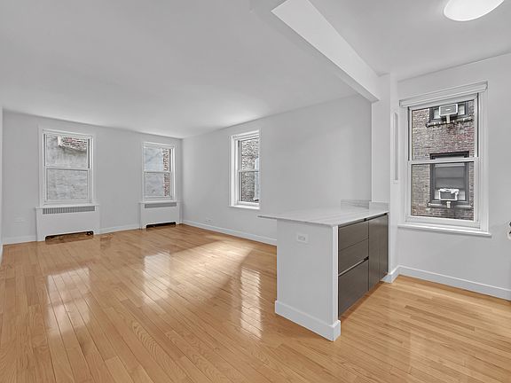 4th image of 364 W 18th St APT 1F