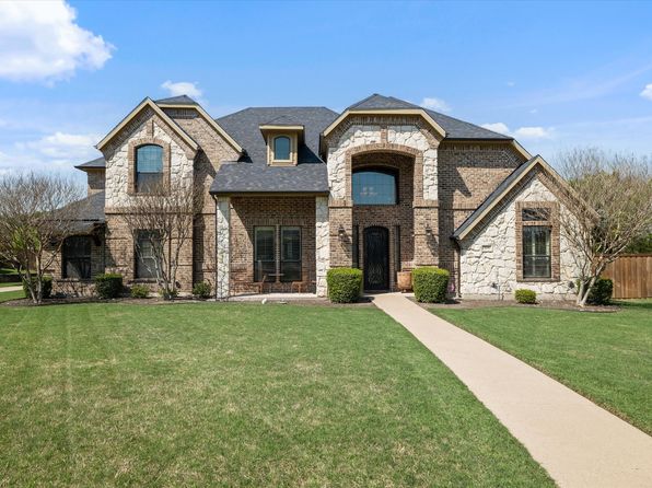 319 Fountain Creek Ct, Red Oak, TX 75154
