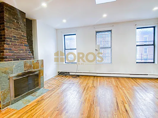 Rented by City Connections Realty | media 26