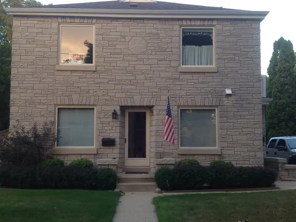 3948 S Kansas Ave, Milwaukee, WI 53207