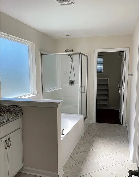 604 Majestic Dr — Photo 23