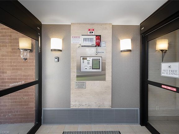 3rd image of 1425 Ghent Ave #308