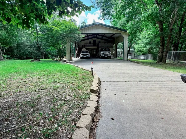 149 Dove Is, Livingston, TX 77351