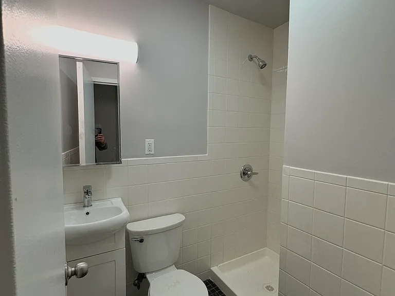175 E 116th St #4 — Photo 9