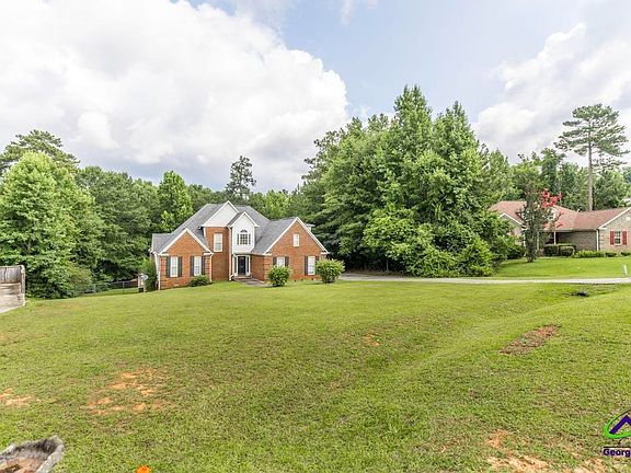 3rd image of 158 Olivia Cir