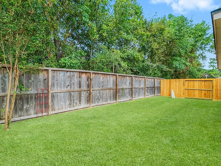 2419 Keegan Hollow Ln — Photo 31